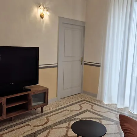 Palazzo Chloris Romantica Dimora Liberty Salento